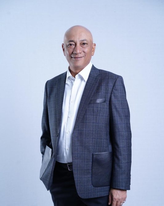 Jajaran Komisaris dan Direksi